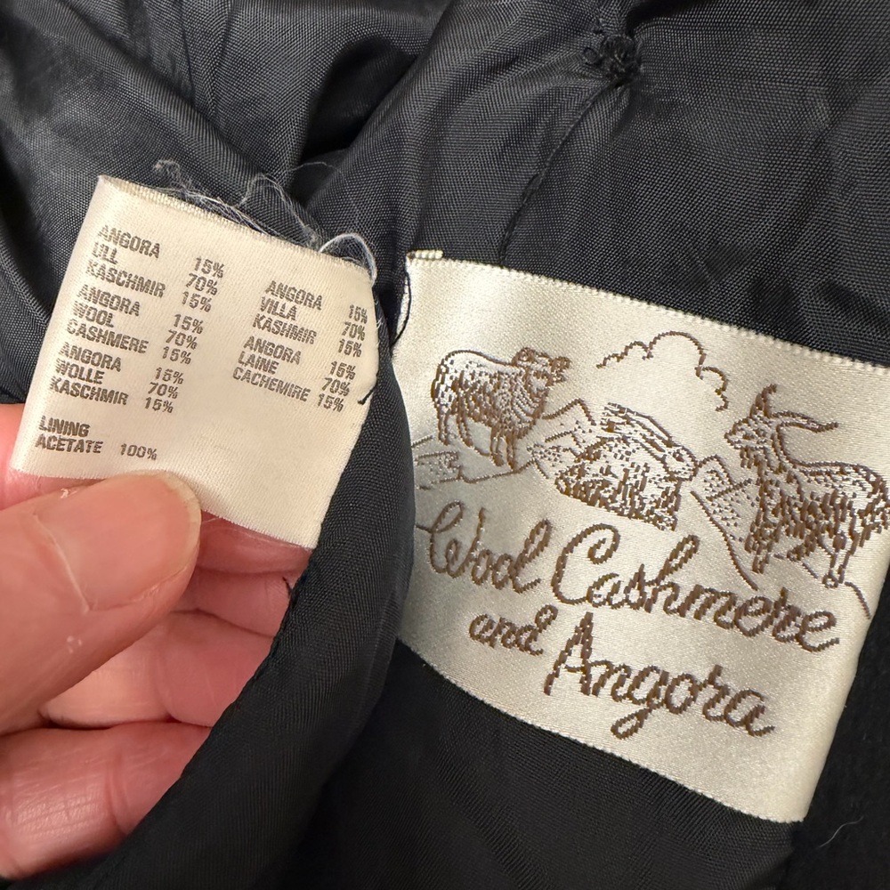 SOLD Amazing Vintage Wool, Cashmere & Angora Swing Peacoat L - Picture 7 of 9